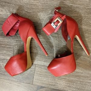 Red Steve Madden Leather Ankle Strap Heels, sz 9